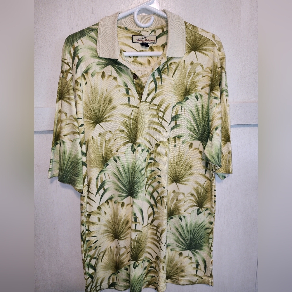 Preowned Tommy Bahama size medium polo